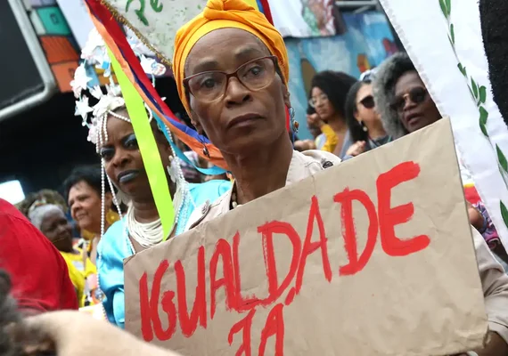 Quase 85% da população preta afirma ter sofrido discriminação racial