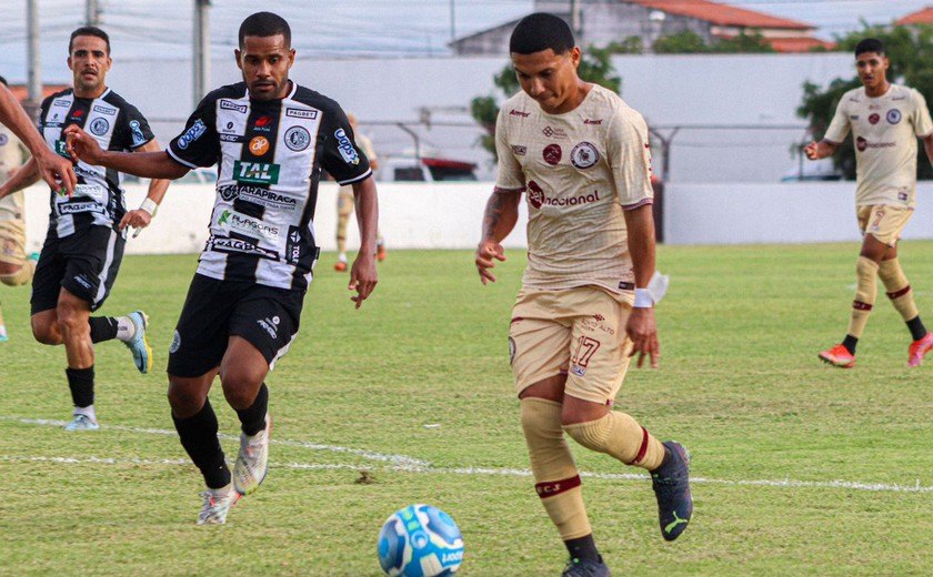 ASA e Cruzeiro entram em campo para se manter na liderança do grupo