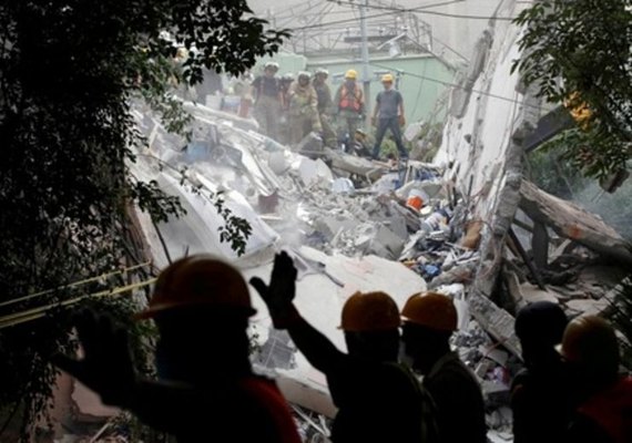 Número de mortos por terremoto no México sobe para 251