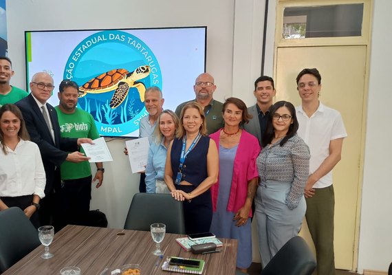 MPAL e instituições de defesa ambiental entregam Plano de Ação para Conservação das Tartarugas Marinhas à Semarh