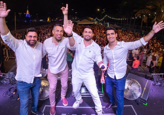 Prefeito JHC celebra chegada de 2024 no Benedito Bentes