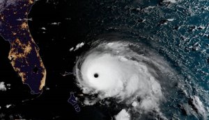 Furacão Dorian sobe para categoria 5