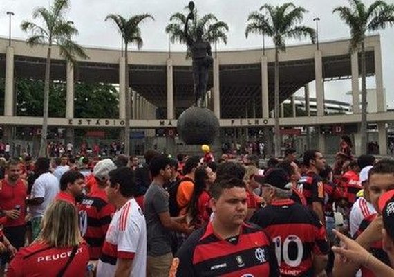Fla ameaça não jogar no Maracanã se 'entidades hostis' assumirem gestão