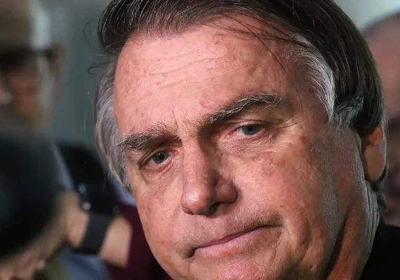 Zanin marca para 2 de setembro início de julgamento de Bolsonaro e mais sete por tentativa de golpe