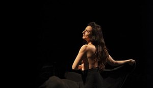 Premiado monólogo 'A Alma Imoral' com Clarice Niskier chega a Maceió para duas apresentações