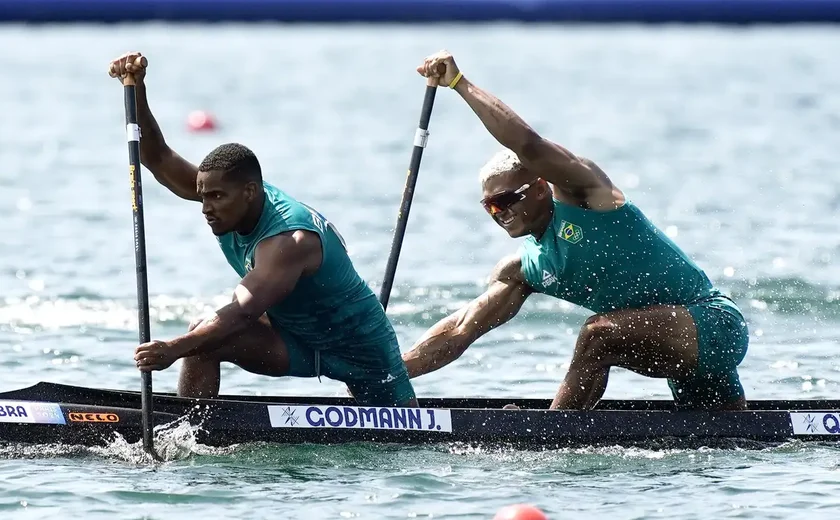 Isaquias e Jacky se garantem na semi da canoagem velocidade em Paris