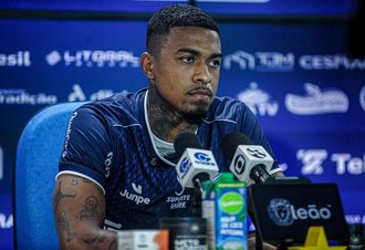 Yago Oliveira é apresentado no CSA e mira acesso à Série C