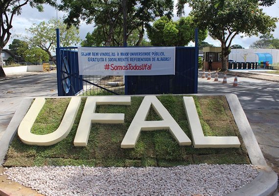 Estudantes são assaltados dentro da Ufal por ladrão com espingarda