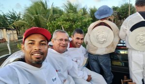 Curso de apicultura encanta participantes com capturas de enxames e vivência prática no campo