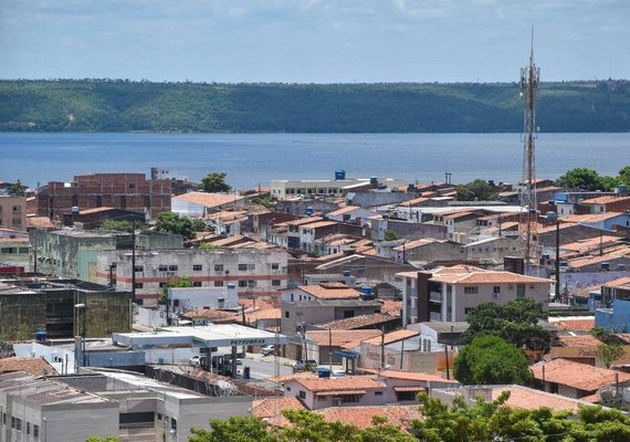 Justiça determina que construtora indenize casal que comprou imóvel no Pinheiro