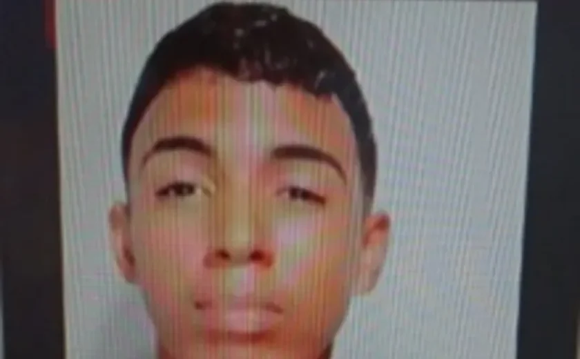 Novas informações sobre possível morte de Jeferson Araújo levam polícia a retomar buscas em área de mata em Maceió