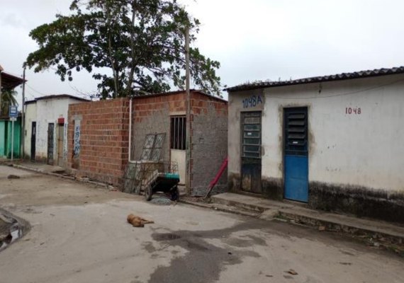 Braskem pede à Prefeitura de Maceió para derrubar casas na beira da lagoa