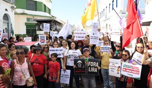 Movimento unificado protesta contra o PL da Gravidez Infantil e homenagem a Damares Alves