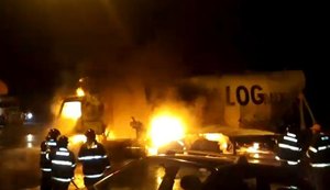 Colisão entre carreta e caminhão provoca incêndio na parte alta de Maceió