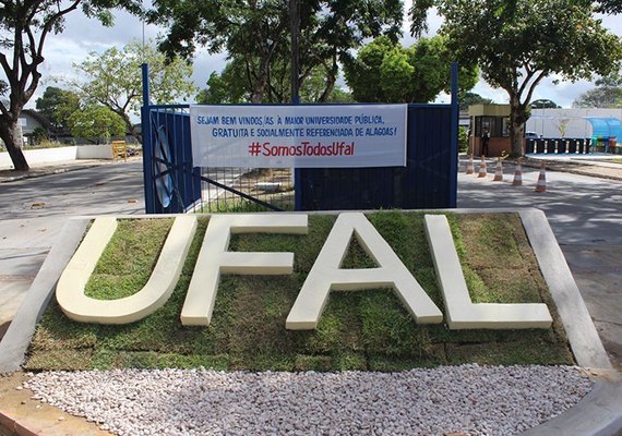 Greve de servidores da Ufal é mantida e pode acabar no início de dezembro