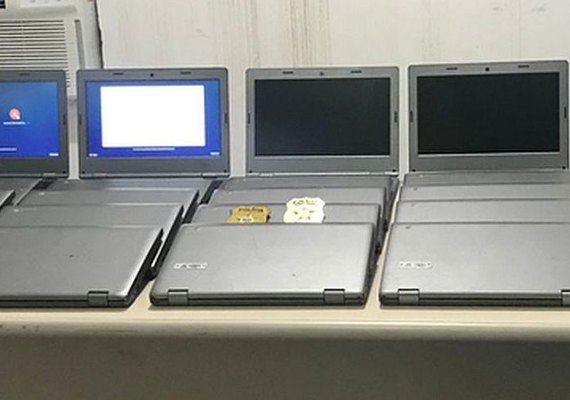 PC recupera 26 notebooks furtados de escola em São Miguel dos Campos