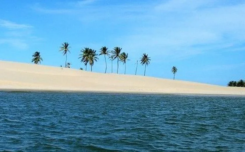 Cadáver é encontrado boiando em trecho do Rio São Francisco