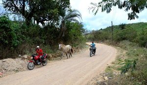 Moto e caminhonete D20 colidem e um morre em trecho da AL-145 em Pariconha