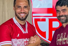 Luiz Phellype é apresentado no CRB e promete disputar posição no ataque