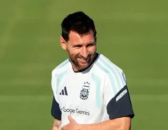Argentina e França estreiam nesta terça
