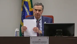Barroso defende política de cotas nas universidades