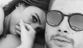 Rafael Vitti posa com Tatá Werneck e fãs comemoram casal