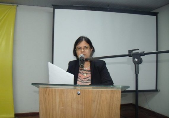 Vereadora diz que Arapiraca só tem um médico para cuidar de idosos