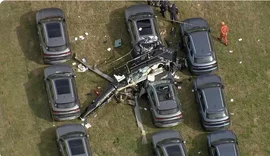 Seis morrem em queda de 2 helicópteros no Recreio; aeronaves colidiram no ar