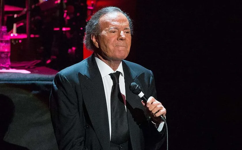 Julio Iglesias é alvo de novas denúncias de agressão sexual