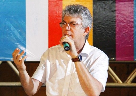 Ministro do STJ determina libertação imediata de ex-governador da PB