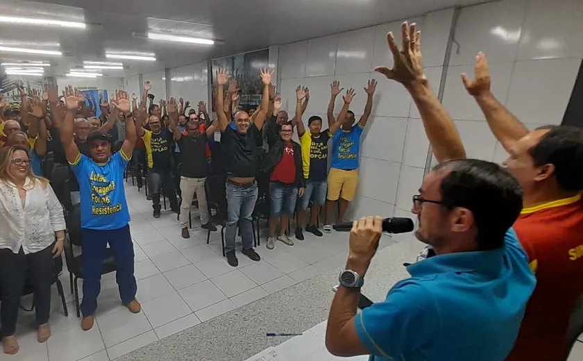 Trabalhadores dos Correios decretam estado de greve