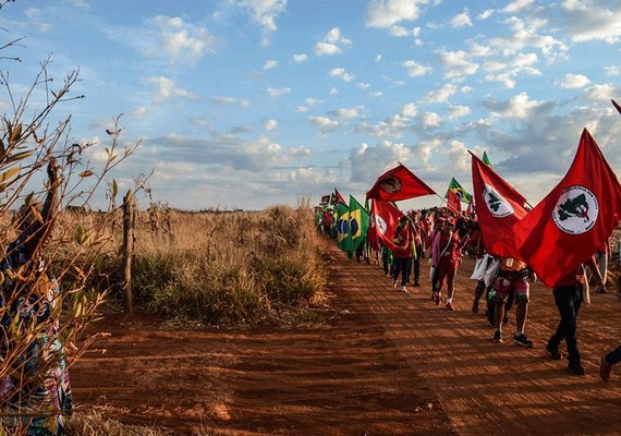 Fazendeiros são condenados a indenizar trabalhadores rurais