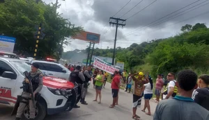 Afundamento do solo: moradores do Bom Parto protestam por inclusão em mapa de realocação