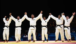 Judô brasileiro fecha Olimpíada com bronze por equipes