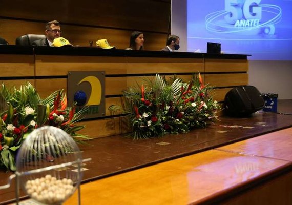 Claro, Vivo e TIM arrematam faixa de 3,5 GHz do leilão do 5G