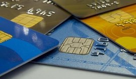 Taxa de juros do cartão de crédito cai ao menor nível desde 2015, diz Anefac