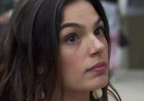 'A Força do Querer': Ritinha defende Joyce e dá uma surra em Irene