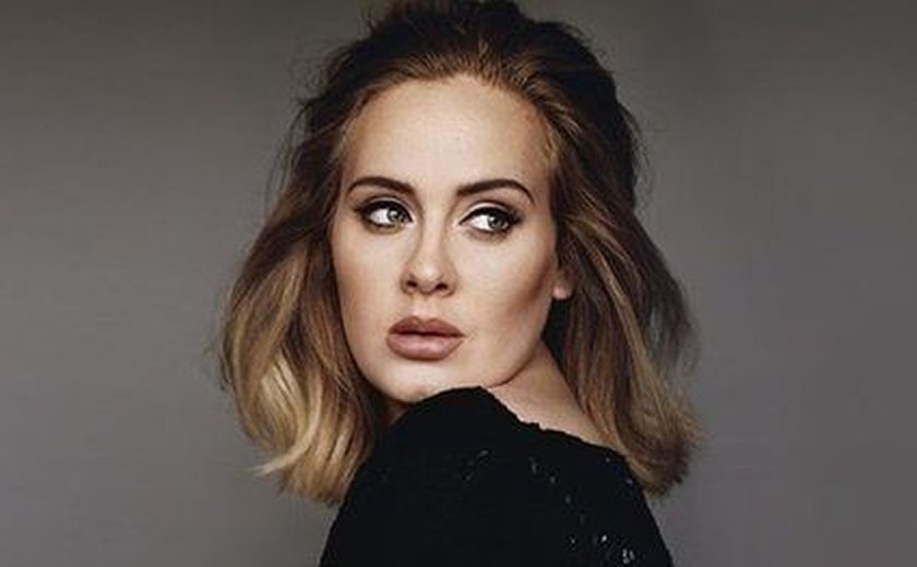 Cantora Adele lesiona cordas vocais e pode abandonar a carreira