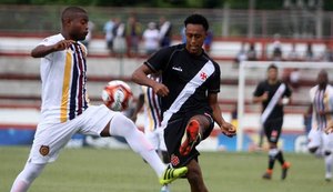 Vasco vence Madureira e fica perto da classificação