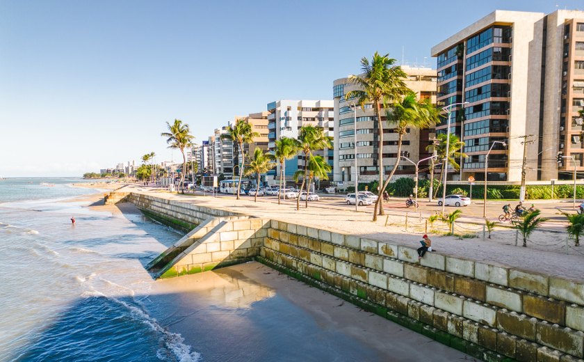 Homem natural de São Paulo é encontrado morto na Praia de Pajuçara