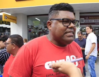 Centrais sindicais vão às ruas pela PEC 6X1