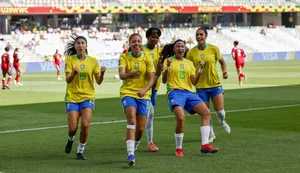 Seleção feminina derrota Canadá e avança às oitavas do Mundial Sub-20