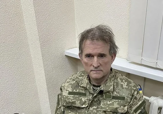 Ucrânia divulga vídeo de aliado de Putin preso pedindo para ser trocado por soldados e civis em Mariupol