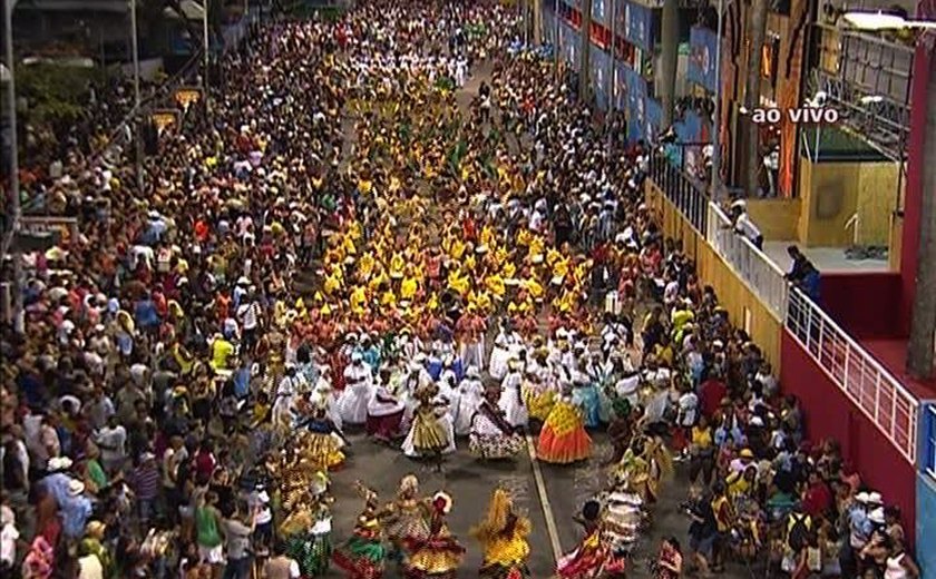 Circuito Batatinha reúne foliões que preferem carnaval tradicional