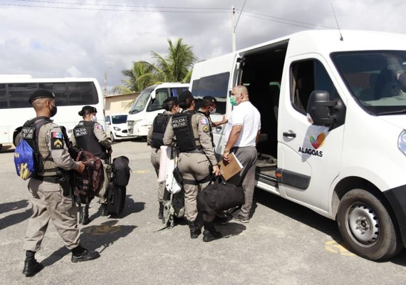 Militares embarcam para reforçar a segurança no interior de Alagoas