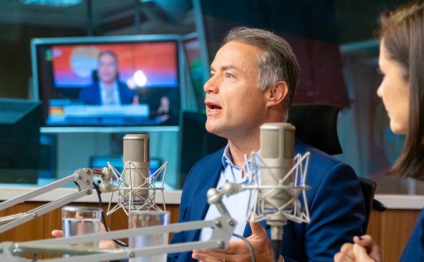 CNH mais acessível: 'vamos permitir que o cidadão estude onde quiser', afirma Renan Filho