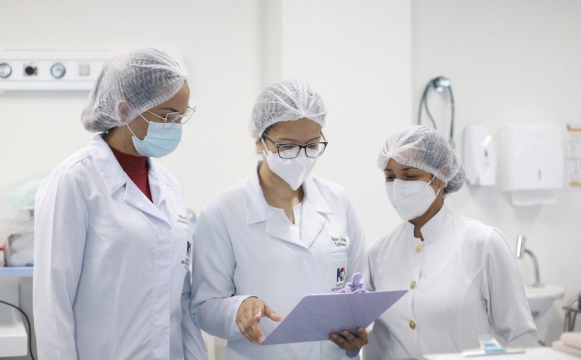Projeto que prevê medidas de proteção a profissionais de saúde é discutido em 1º turno