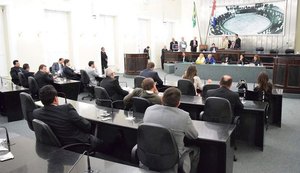 Deputados protocolam requerimento para criação da Frente em defesa do Comércio