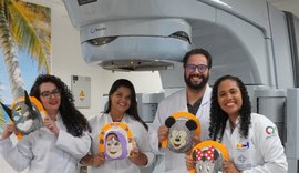 Máscaras customizadas suavizam sessões de radioterapia em crianças