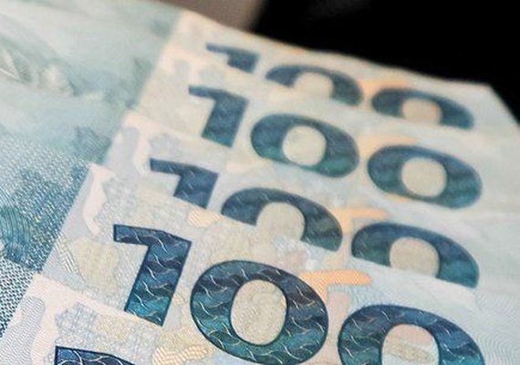 Governo aumenta para R$ 1.006 previsão para salário mínimo em 2019